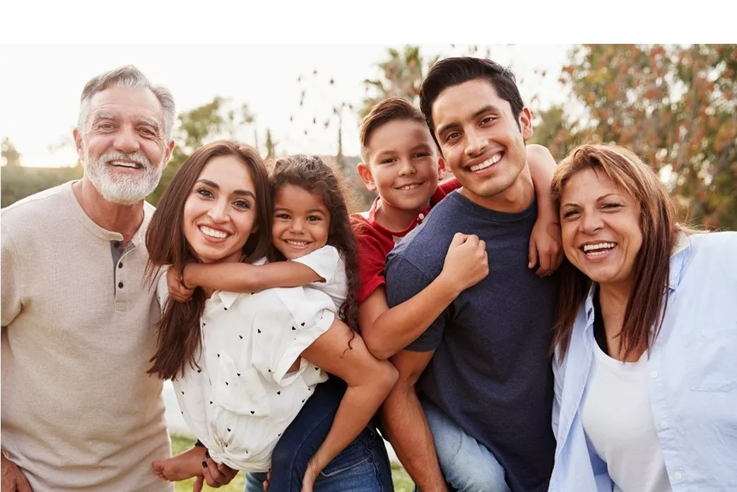 Family posing for a picture, 6 people